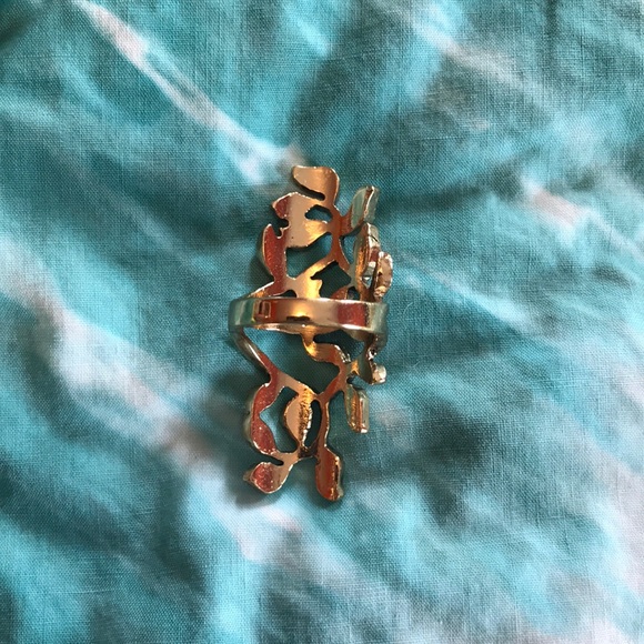 Gold toned knuckle ring - Picture 4 of 5